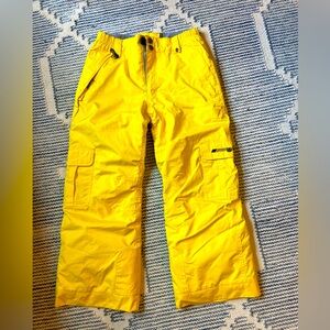 686 Sz Medium bright yellow water repellant heat miser snow pants.